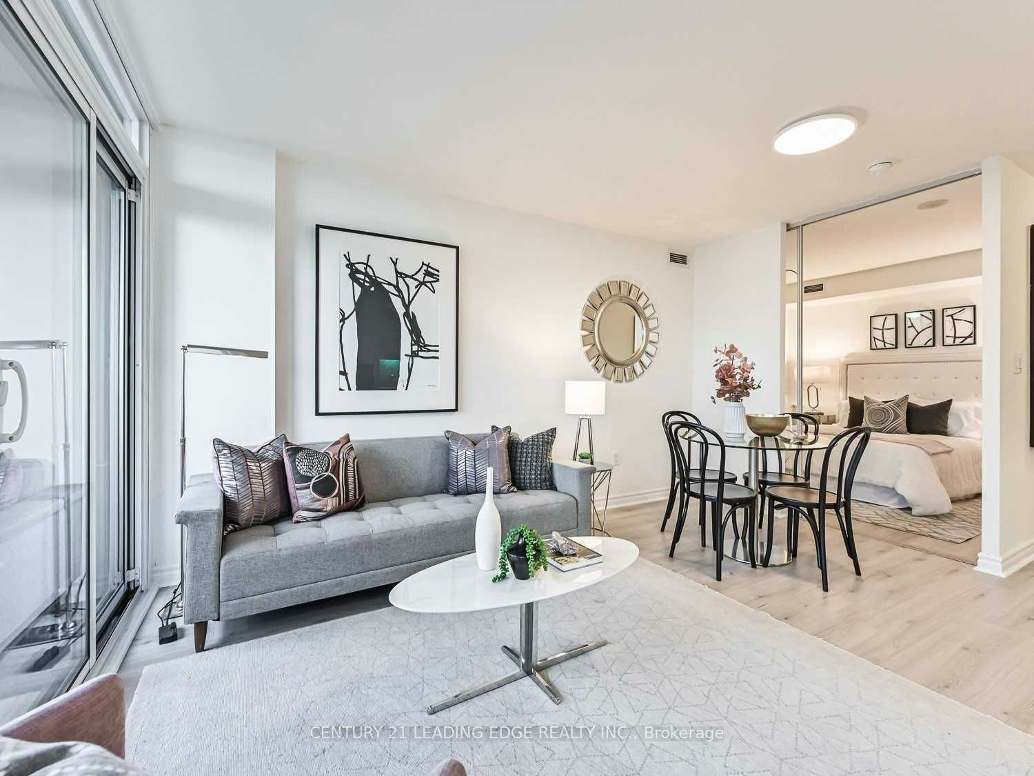 4211-25 Telegram Mews, Toronto, ON, M5V 3Z1 - 3
