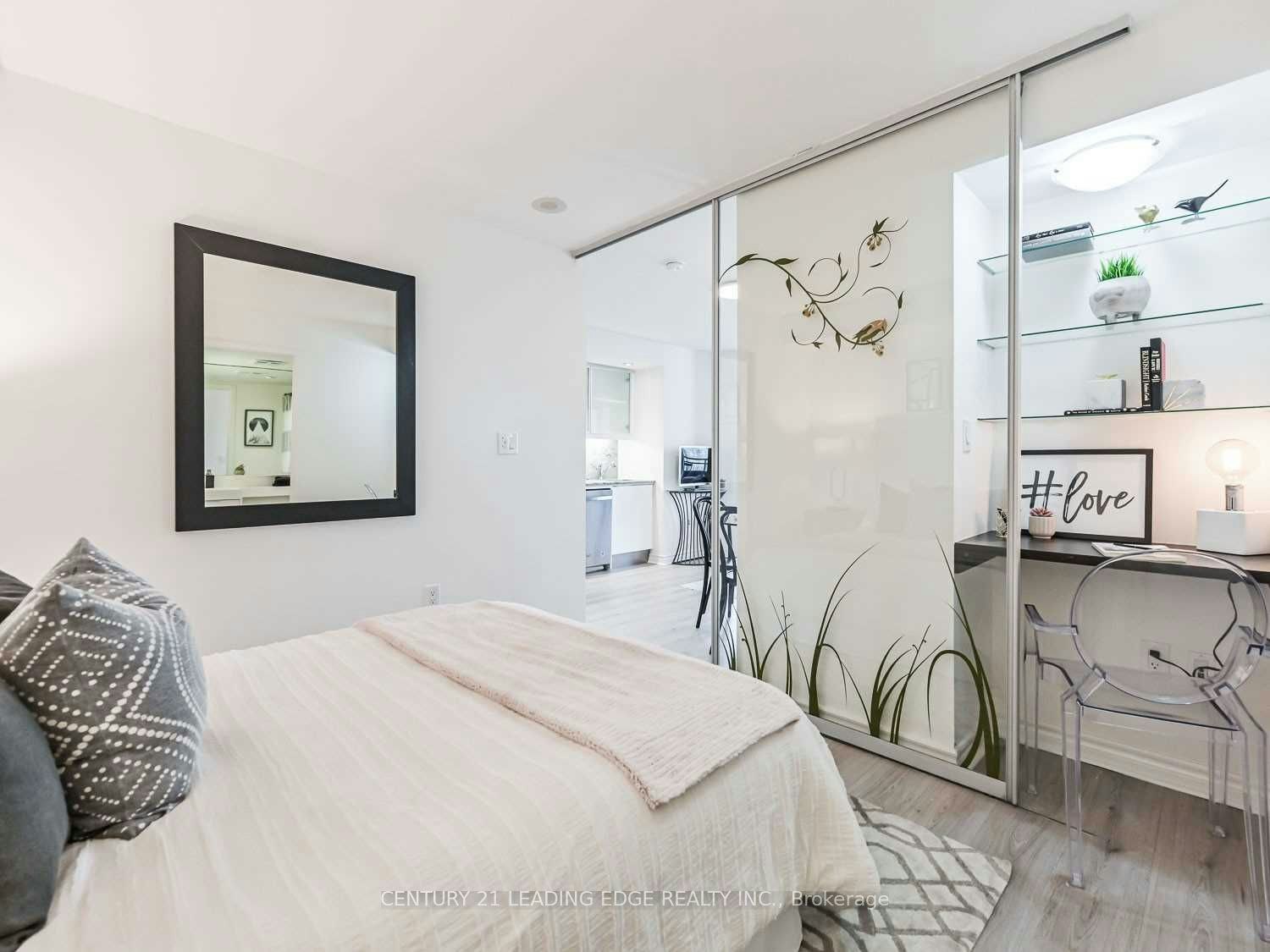 4211-25 Telegram Mews, Toronto, ON, M5V 3Z1 - 11