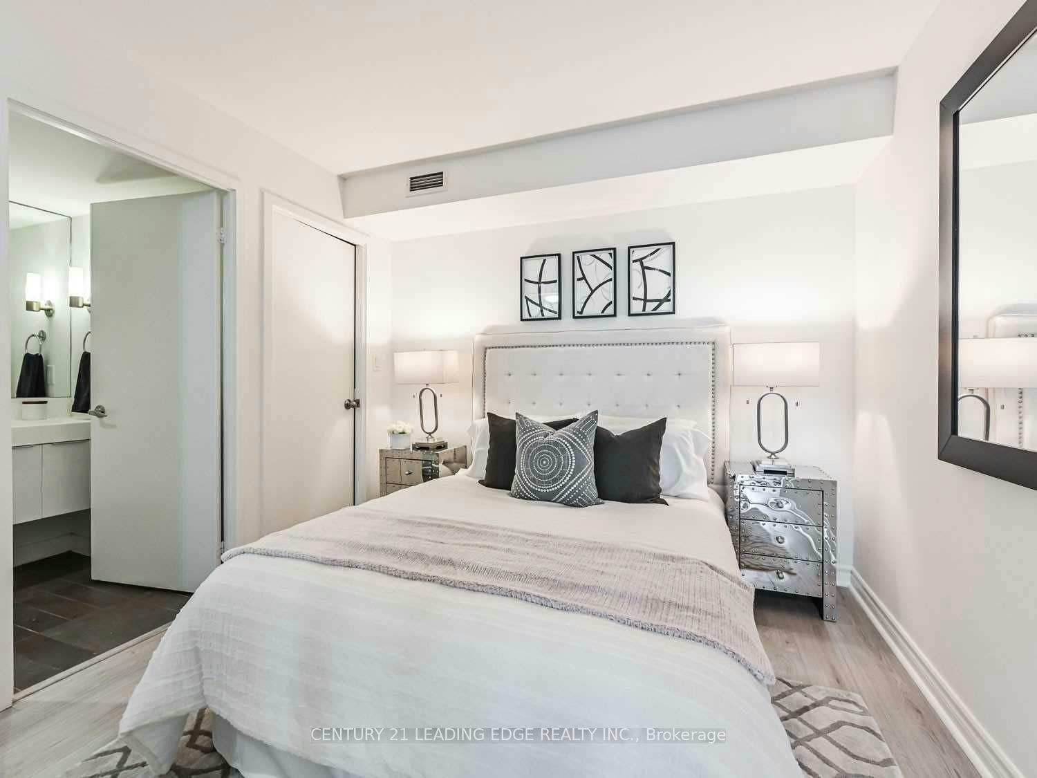 4211-25 Telegram Mews, Toronto, ON, M5V 3Z1 - 12