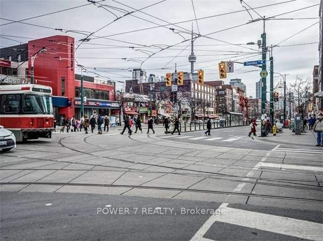 609-10 Willison Square, Toronto, ON, M5T 0A8 - 7