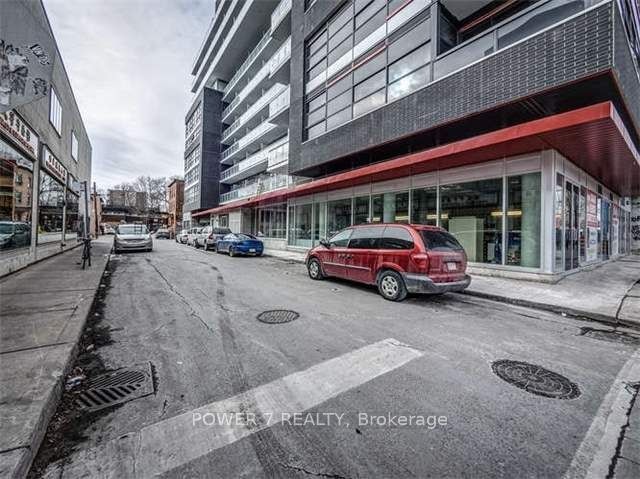 609-10 Willison Square, Toronto, ON, M5T 0A8 - 4