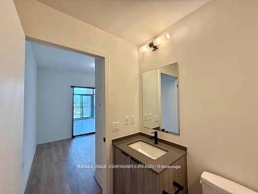 UPH 07-181 Sterling Road, Toronto, ON, M6R 0B2 - 12