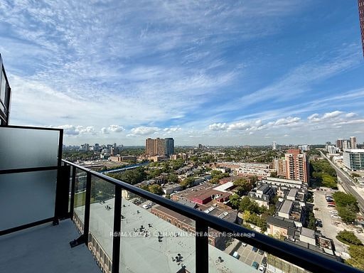 UPH 07-181 Sterling Road, Toronto, ON, M6R 0B2 - 17