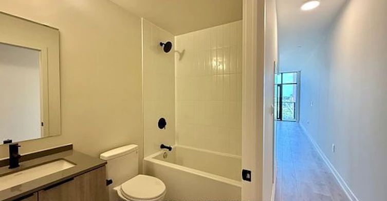UPH 07-181 Sterling Road, Toronto, ON, M6R 0B2 - 5