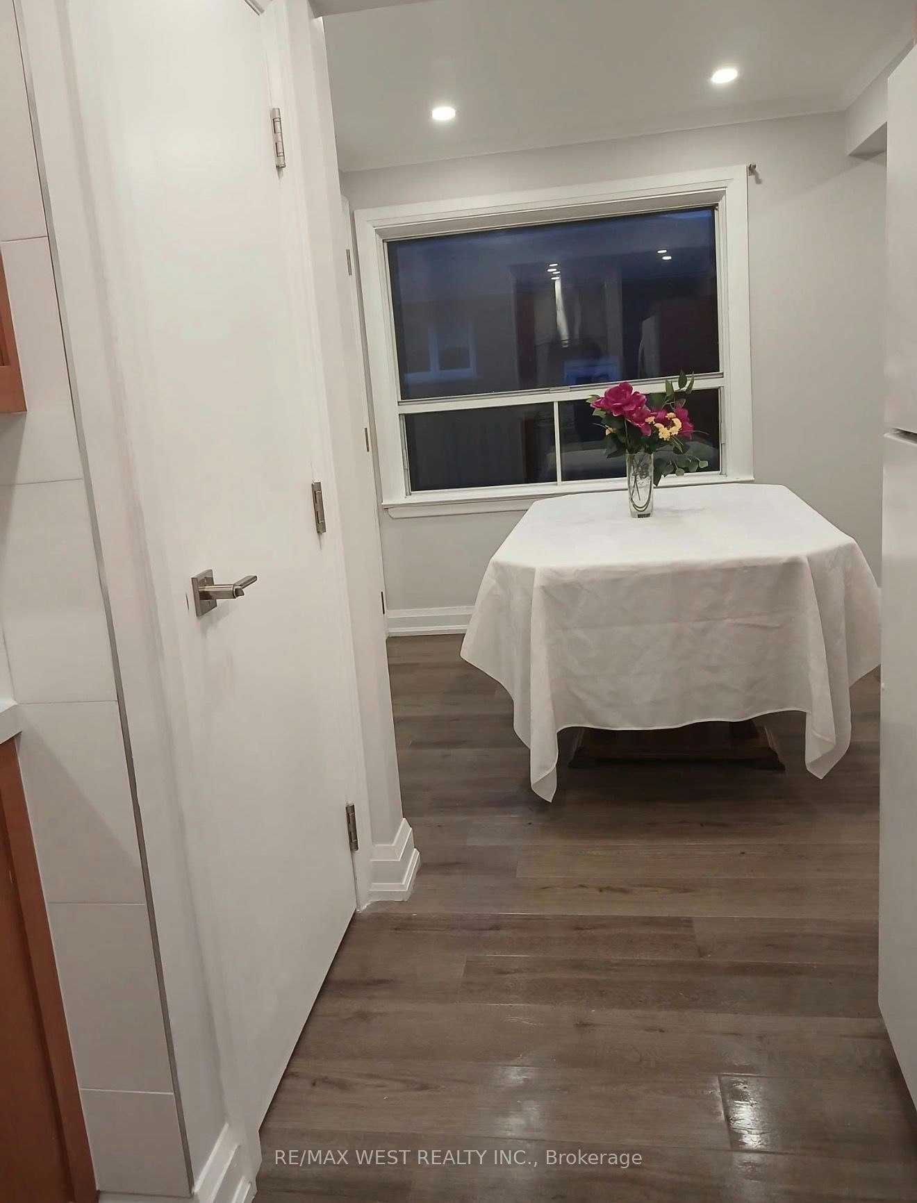 408 Drewry Avenue, Toronto, ON, M2R 2K5 - 4