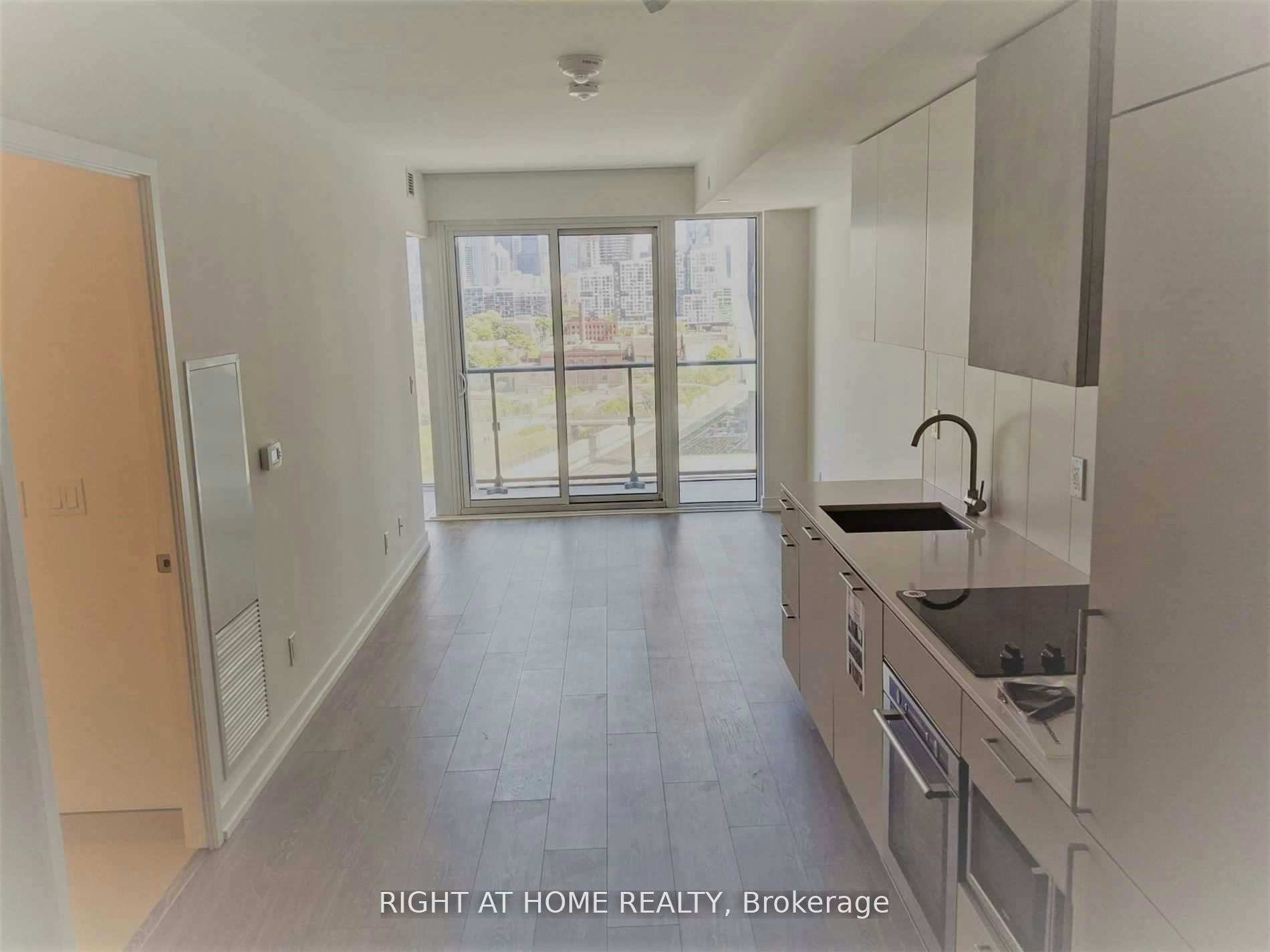 1021-19 Western Battery Road, Toronto, ON, M6K 3S4 - 2