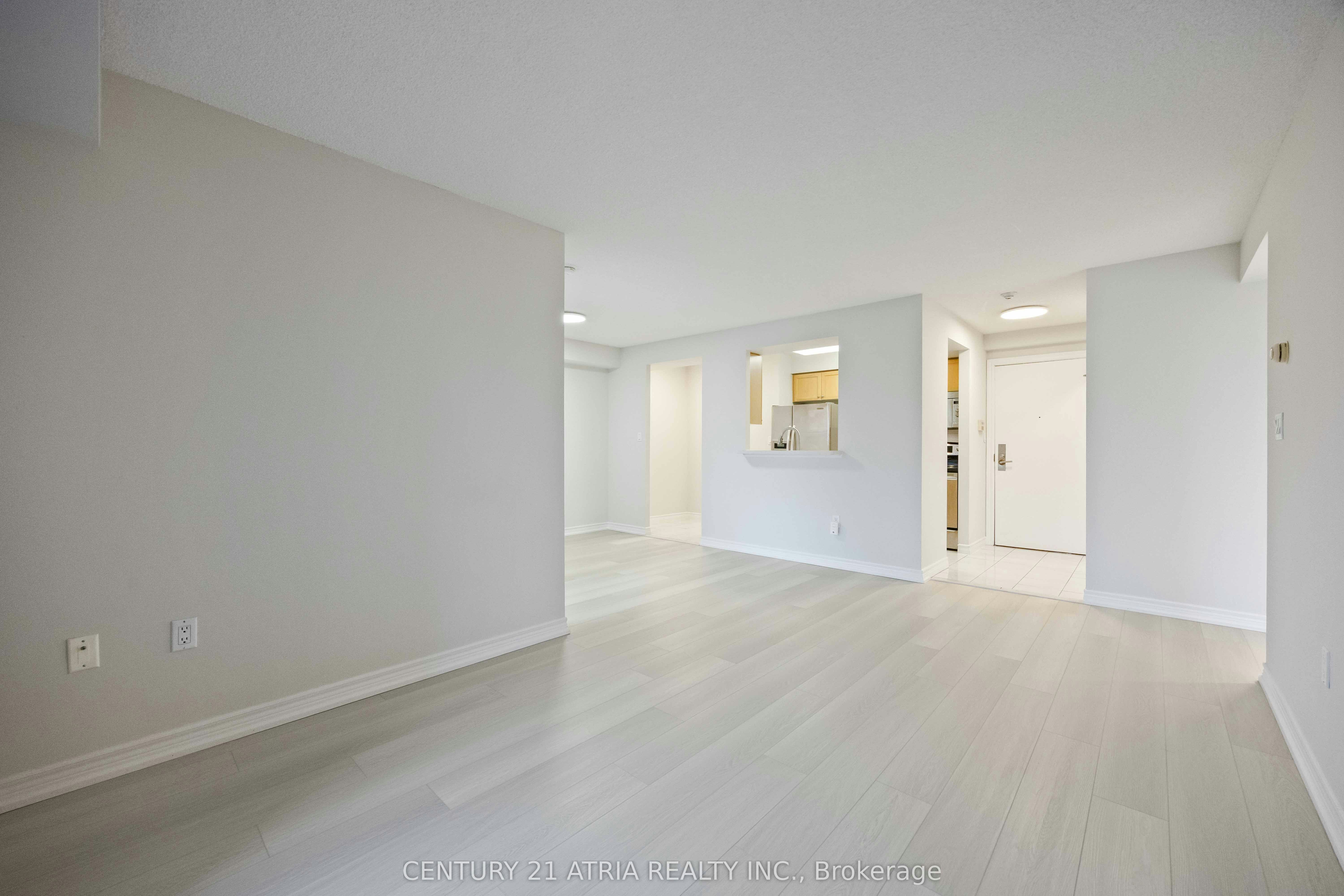 315-88 Grandview Way, Toronto, ON, M2N 6V6 - 9
