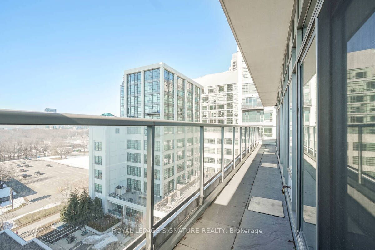 903-90 Stadium Road, Toronto, ON, M5V 3W5 - 17