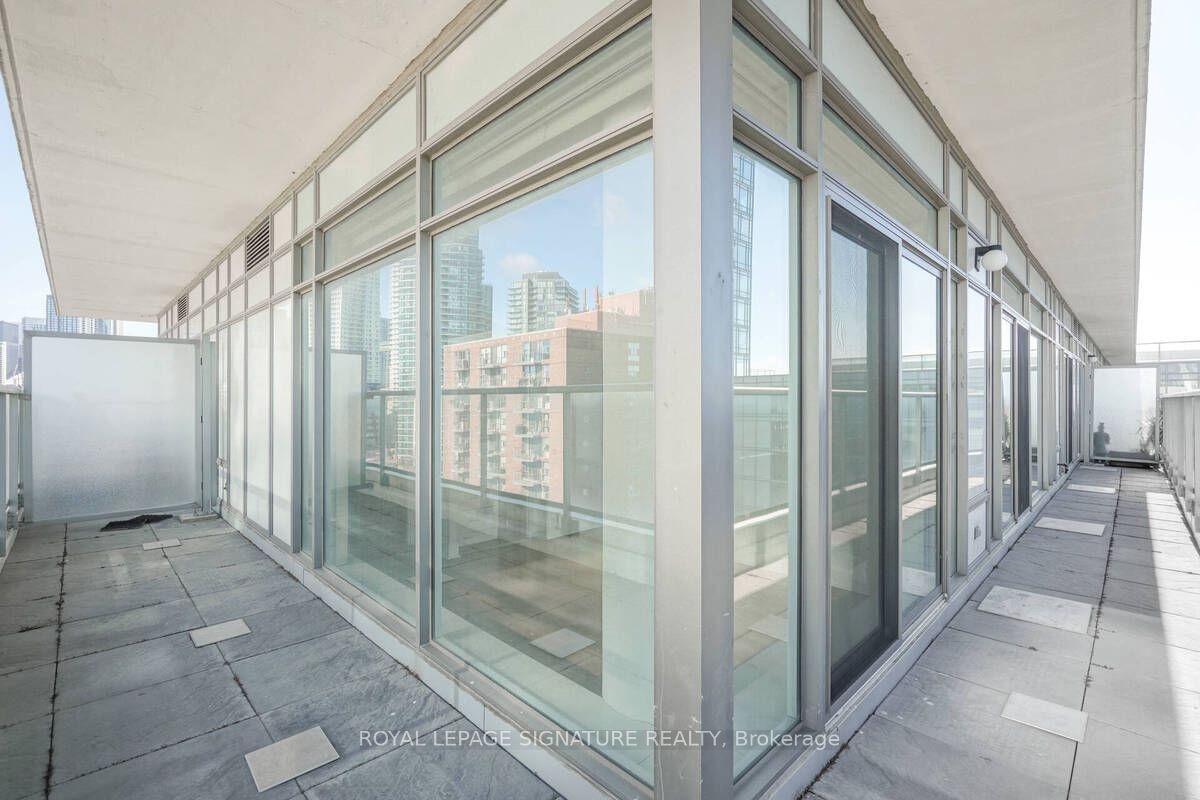 903-90 Stadium Road, Toronto, ON, M5V 3W5 - 18