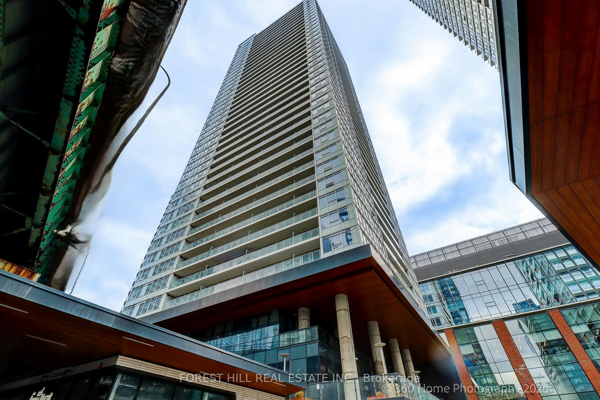 1215-17 Bathurst Street, Toronto, ON, M5V 0N1