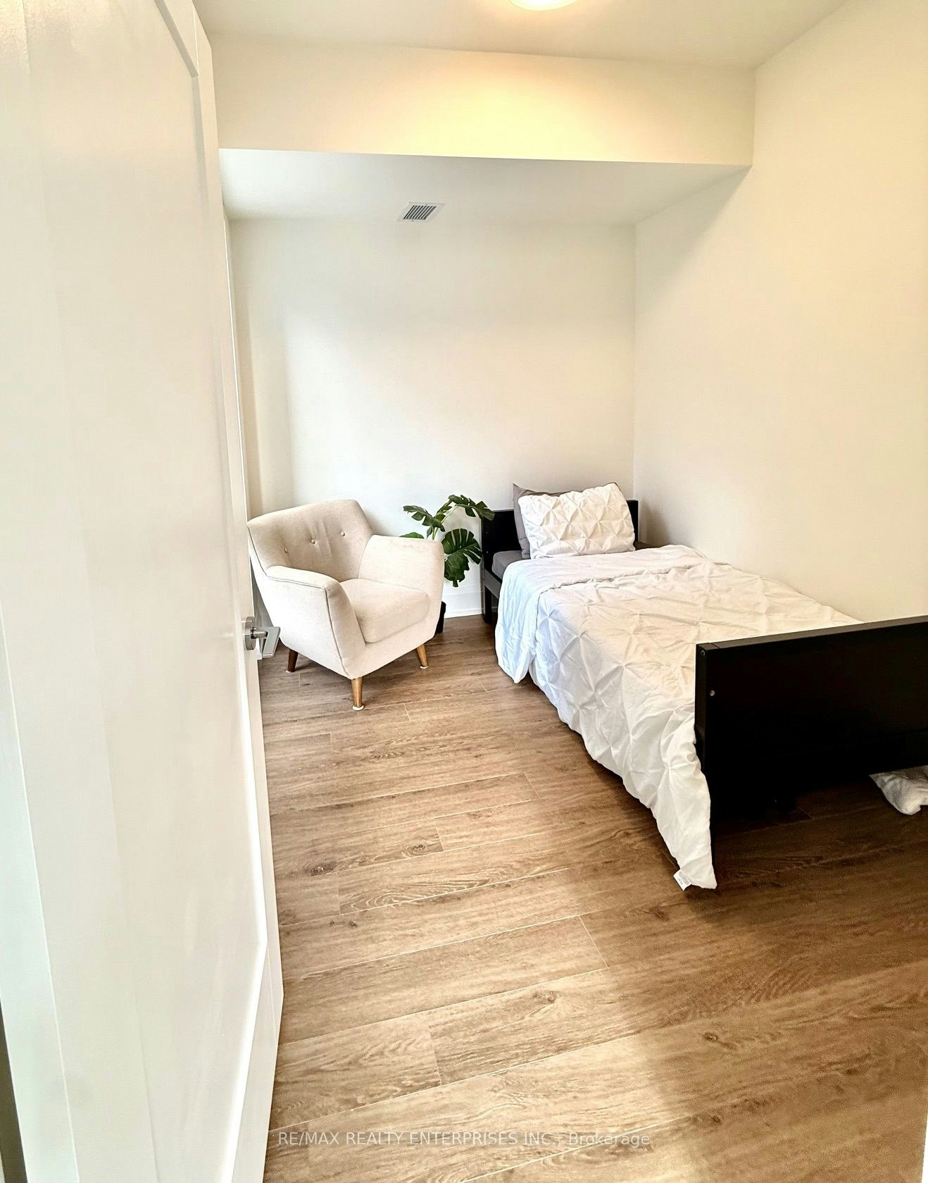 305-89 Church Street, Toronto, ON, M5C 0B7 - 15