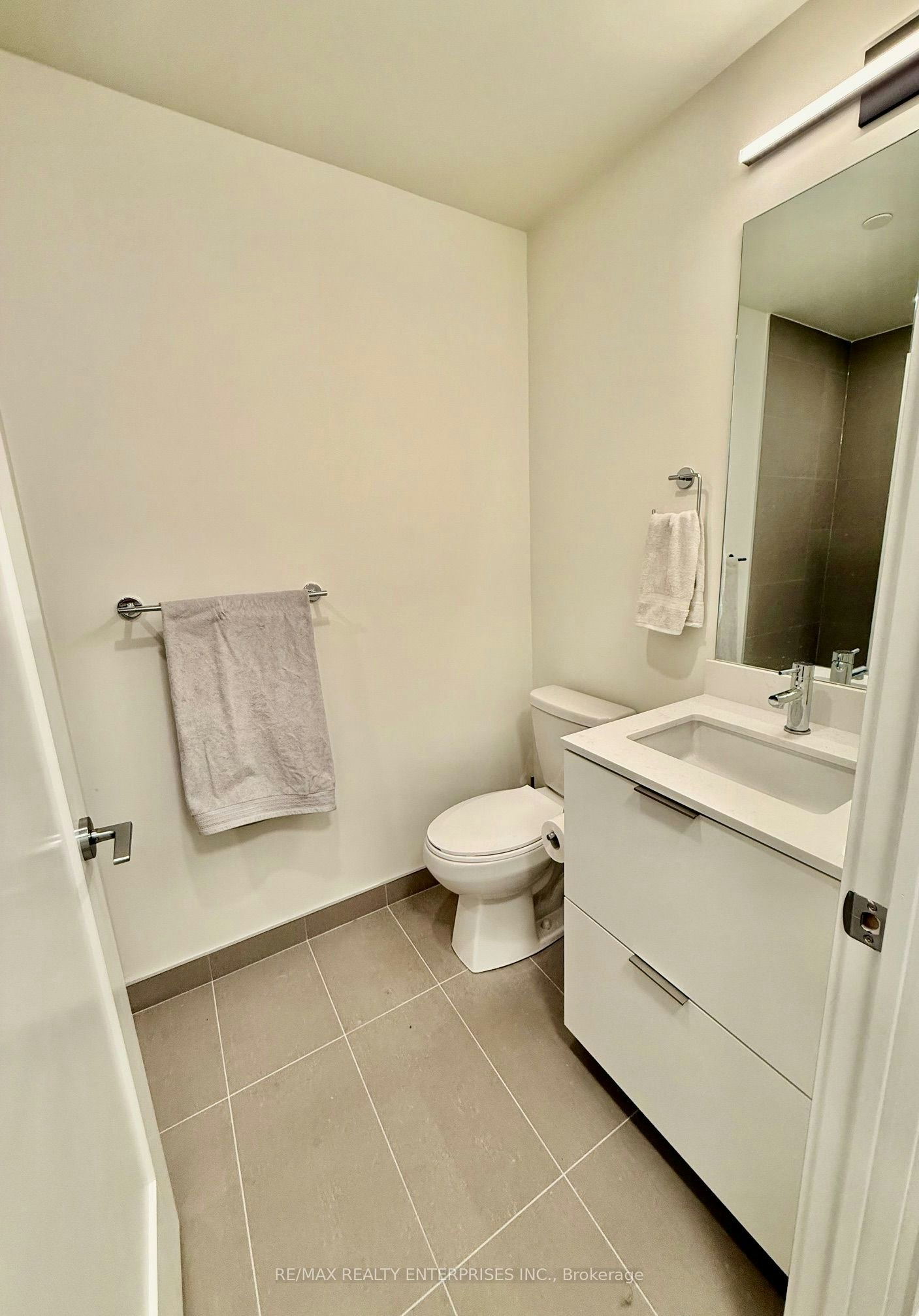305-89 Church Street, Toronto, ON, M5C 0B7 - 10