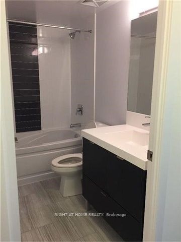2302-365 Church Street, Toronto, ON, M5B 1Z9 - 4