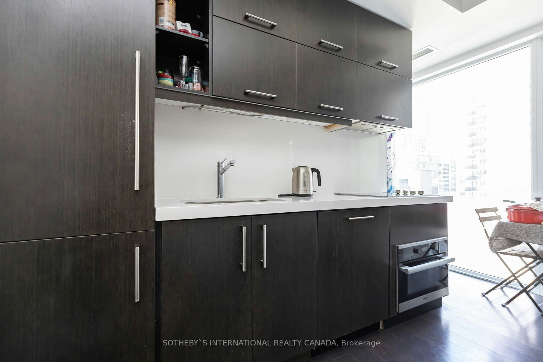 608-1080 Bay Street, Toronto, ON, M5S 0A5 - 9