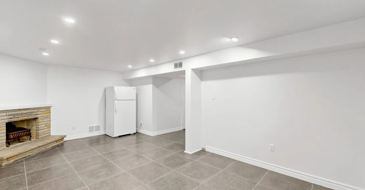 32 Wycliffe Crescent, Toronto, ON, M2K 1V6 - 36