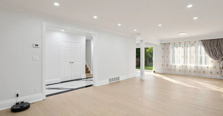 32 Wycliffe Crescent, Toronto, ON, M2K 1V6 - 9