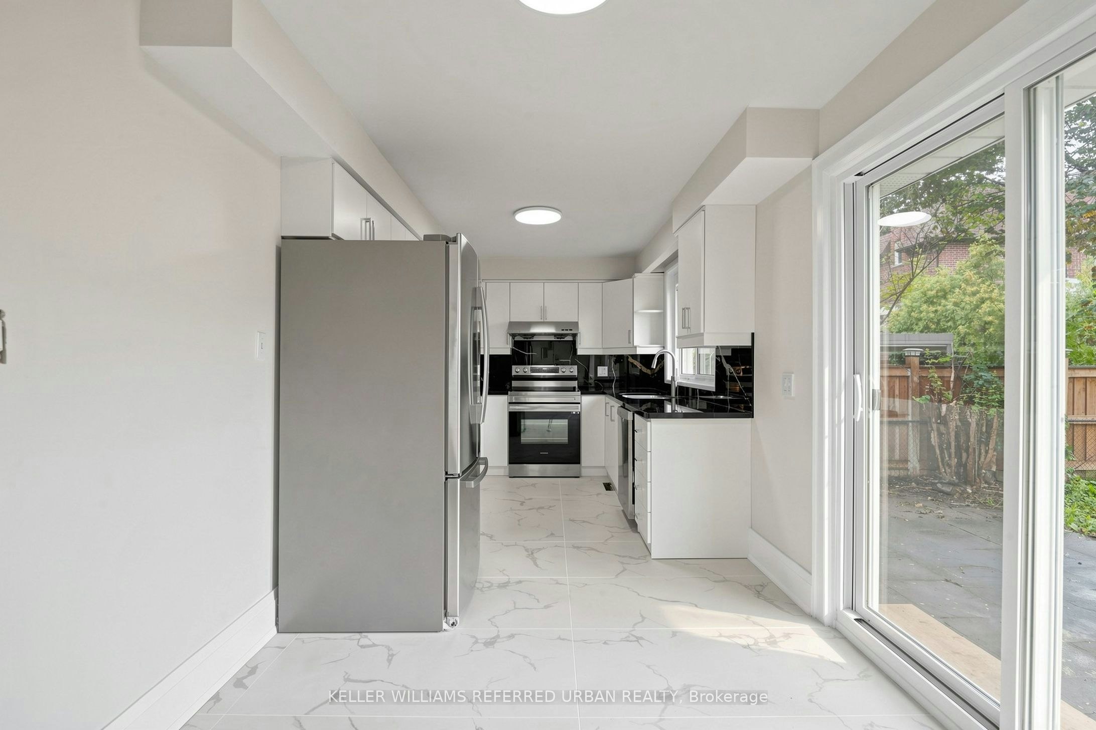 32 Wycliffe Crescent, Toronto, ON, M2K 1V6 - 13