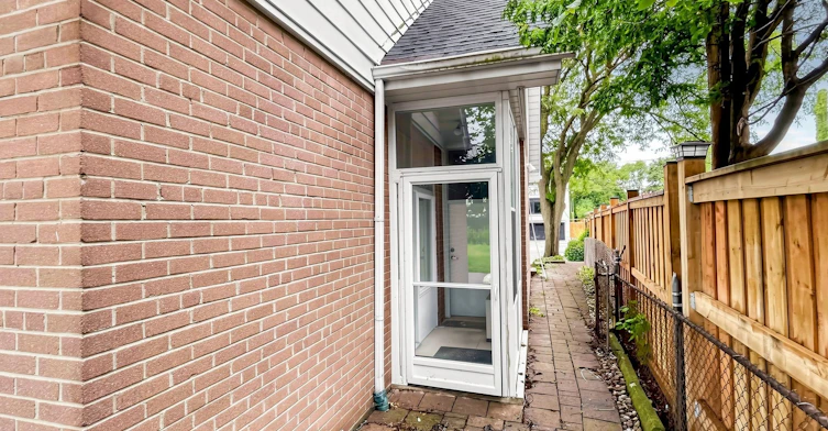 32 Wycliffe Crescent, Toronto, ON, M2K 1V6 - 44