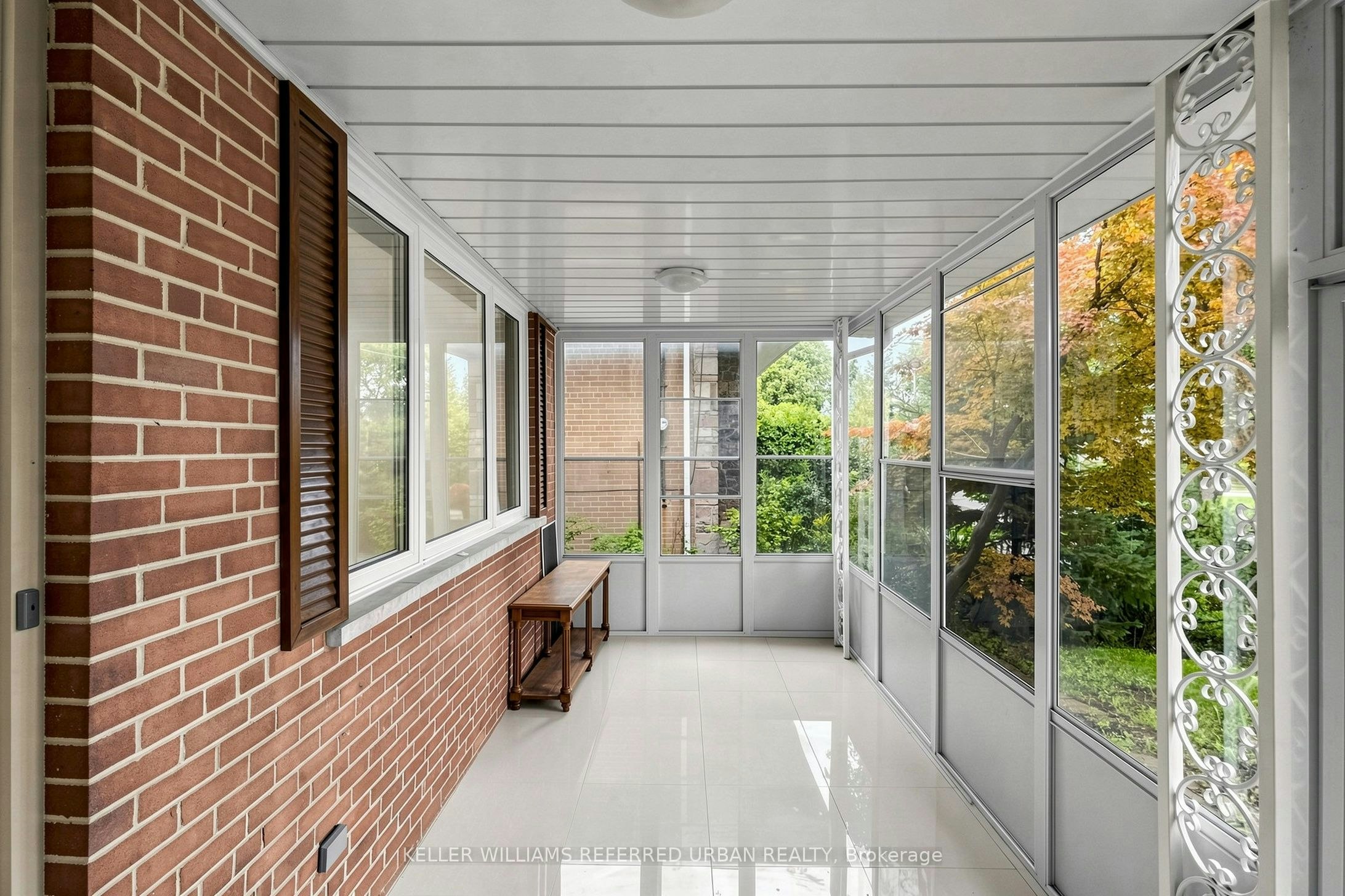 32 Wycliffe Crescent, Toronto, ON, M2K 1V6 - 4