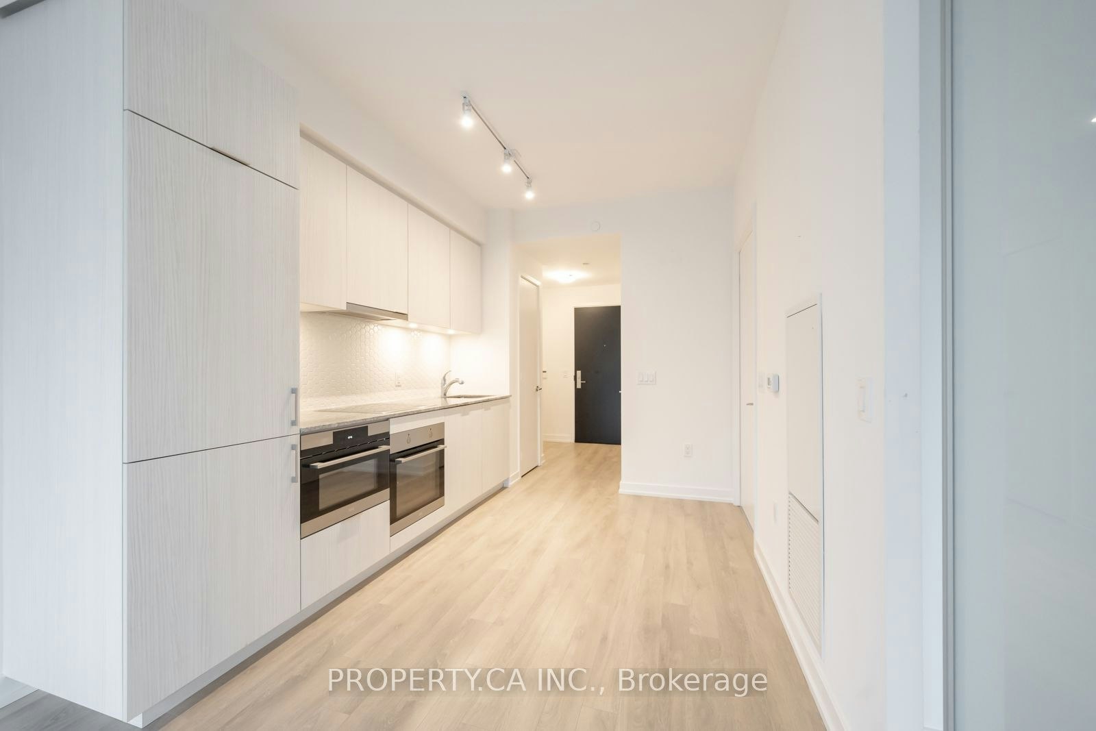 1803-158 Front Street, Toronto, ON, M5A 0K9 - 6