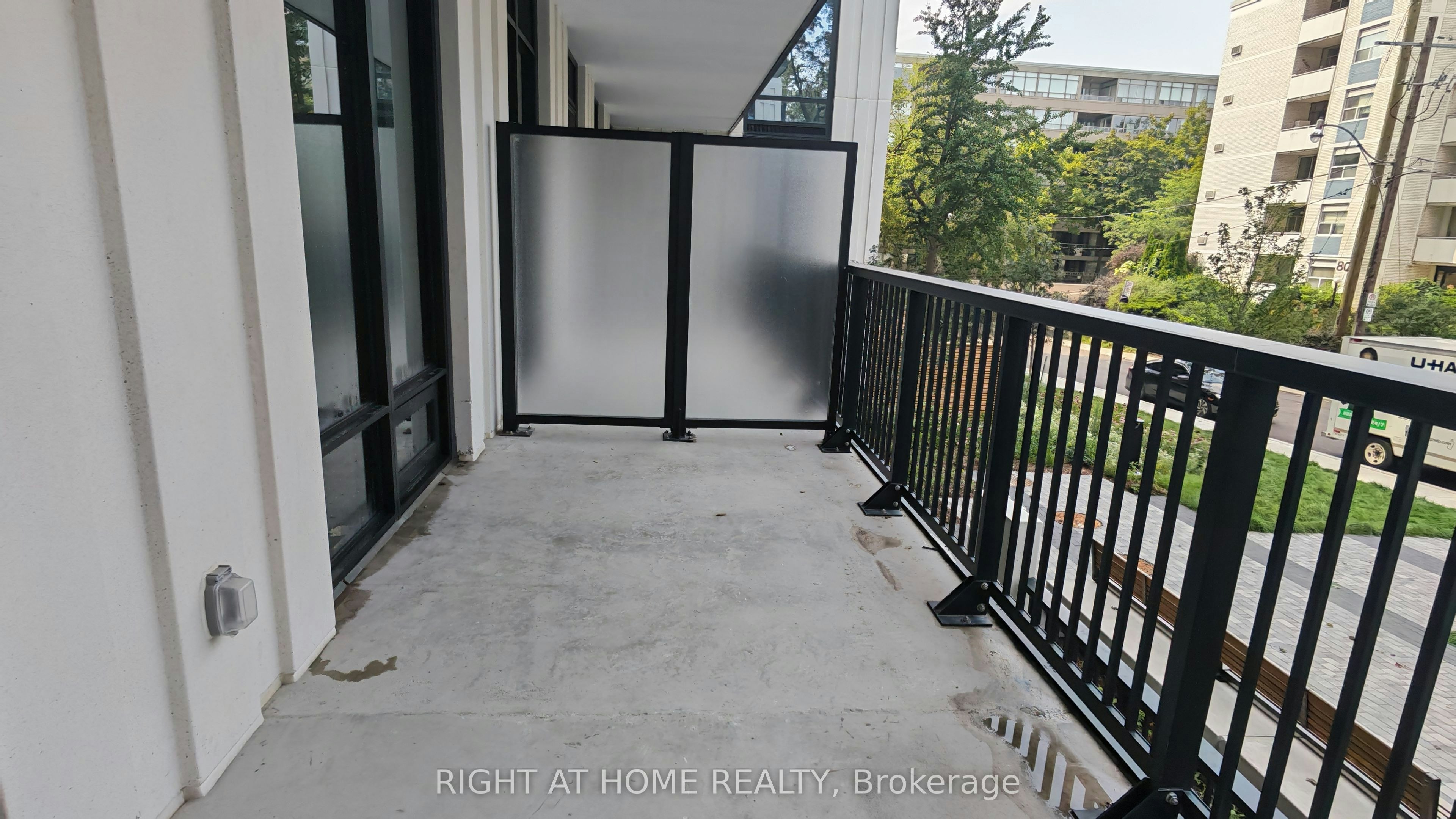 203-91 Montclair Avenue, Toronto, ON, M5P 0B1 - 7