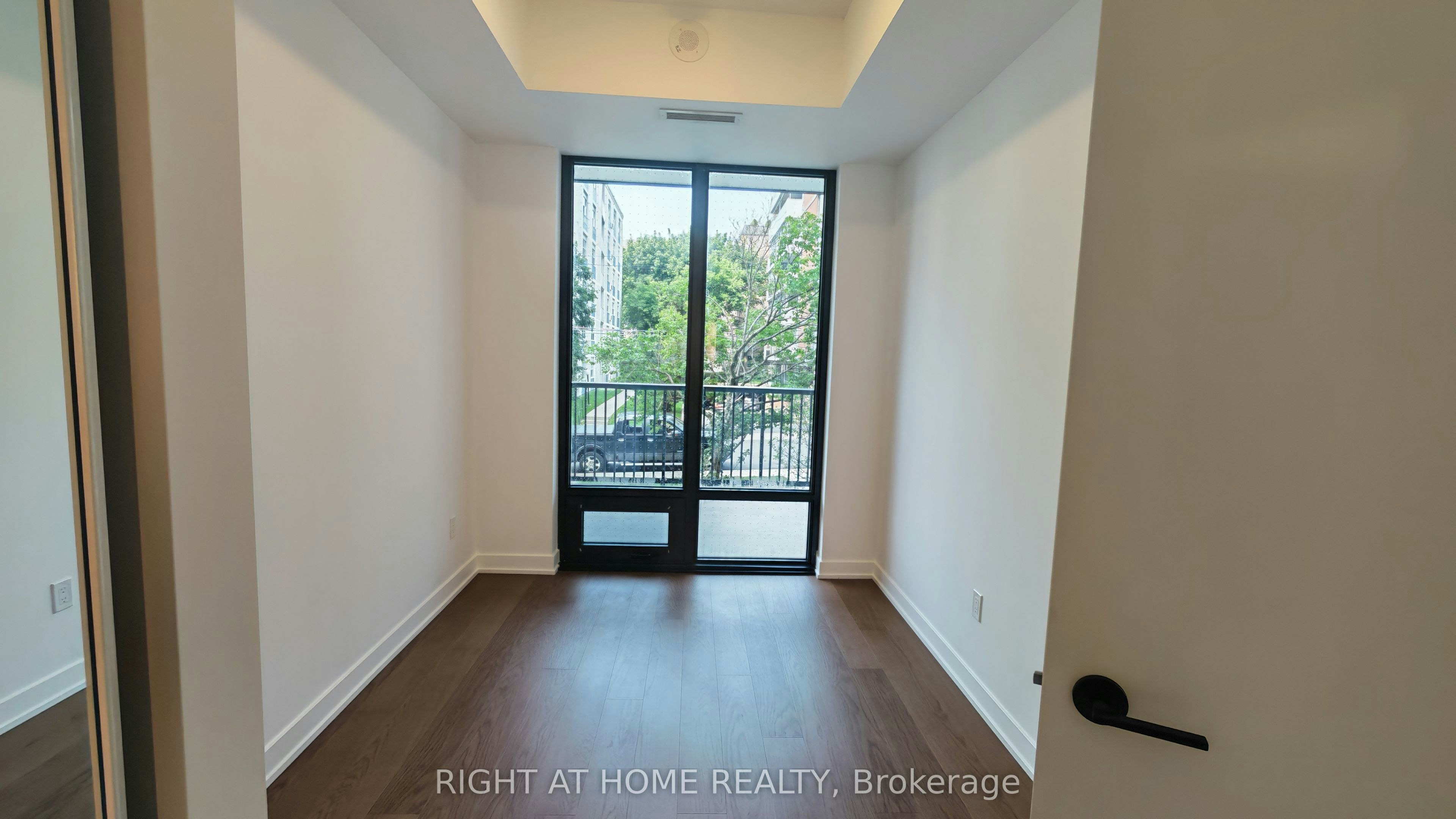 203-91 Montclair Avenue, Toronto, ON, M5P 0B1 - 8