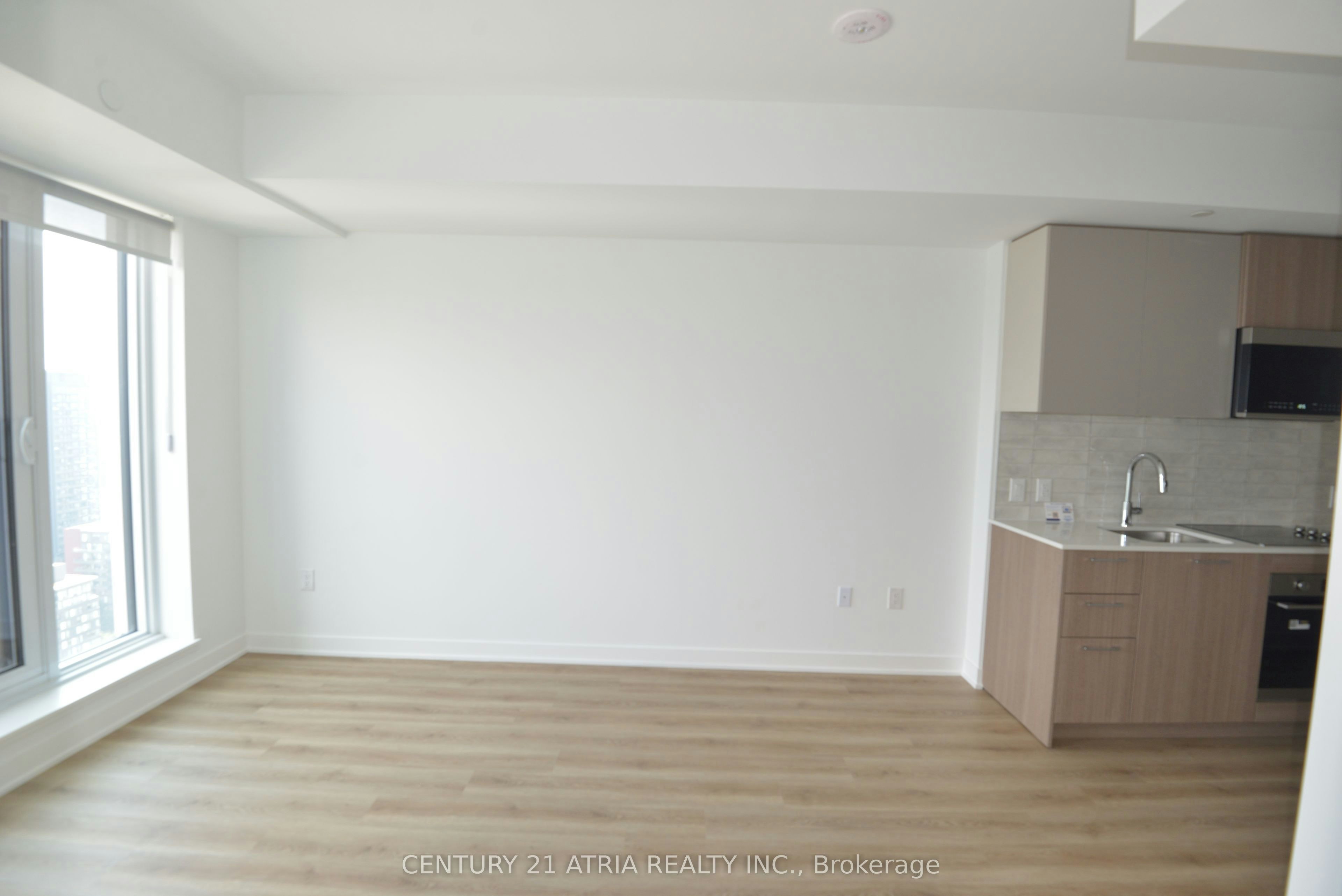 2301-10 Oak Street, Toronto, ON, M5A 0Z1 - 5