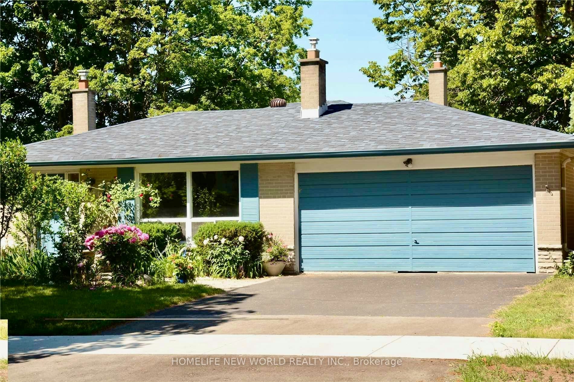 40 Brahms Avenue, Toronto, ON, M2H 1H4