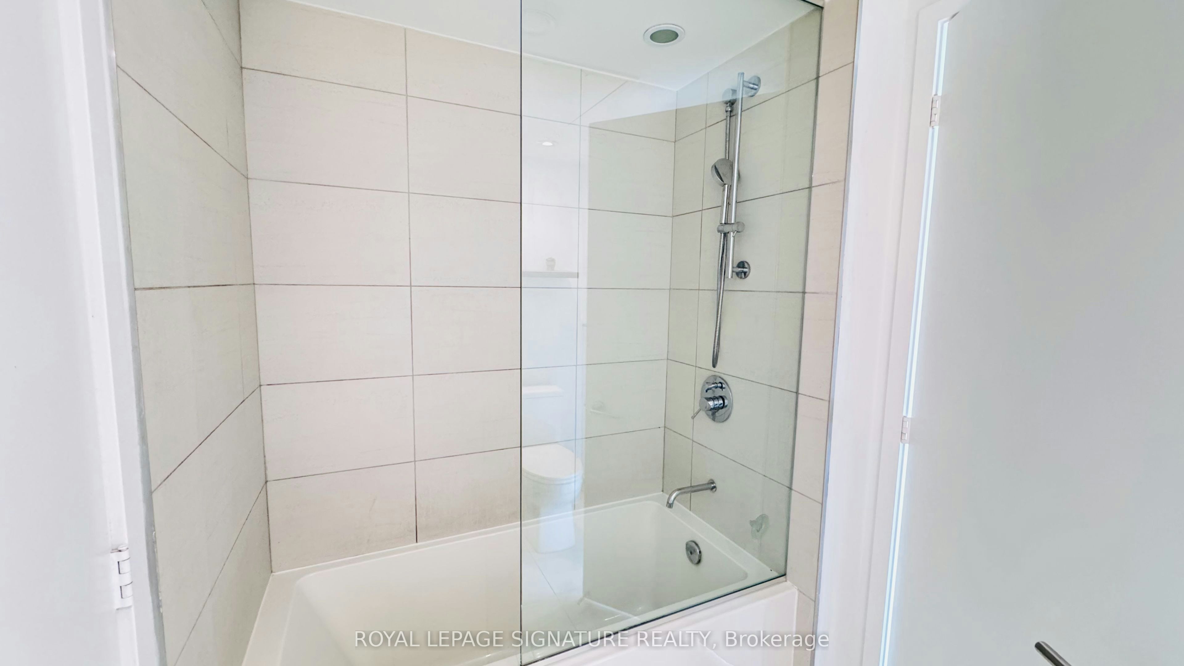 1712-161 Roehampton Avenue, Toronto, ON, M4P 1P9 - 13