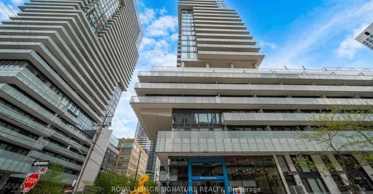 1712-161 Roehampton Avenue, Toronto, ON, M4P 1P9