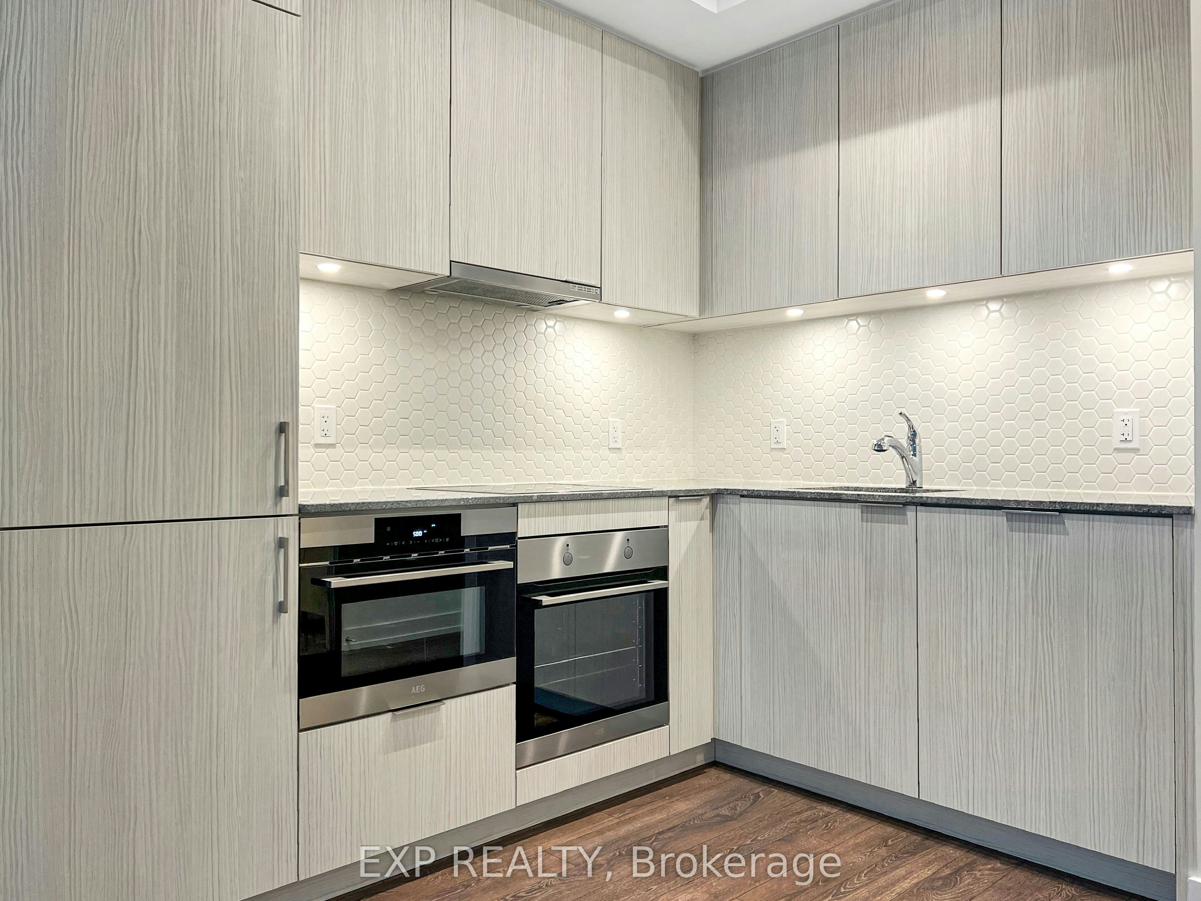 407-158 Front Street E, Toronto, ON, M5A 0K9 - 5