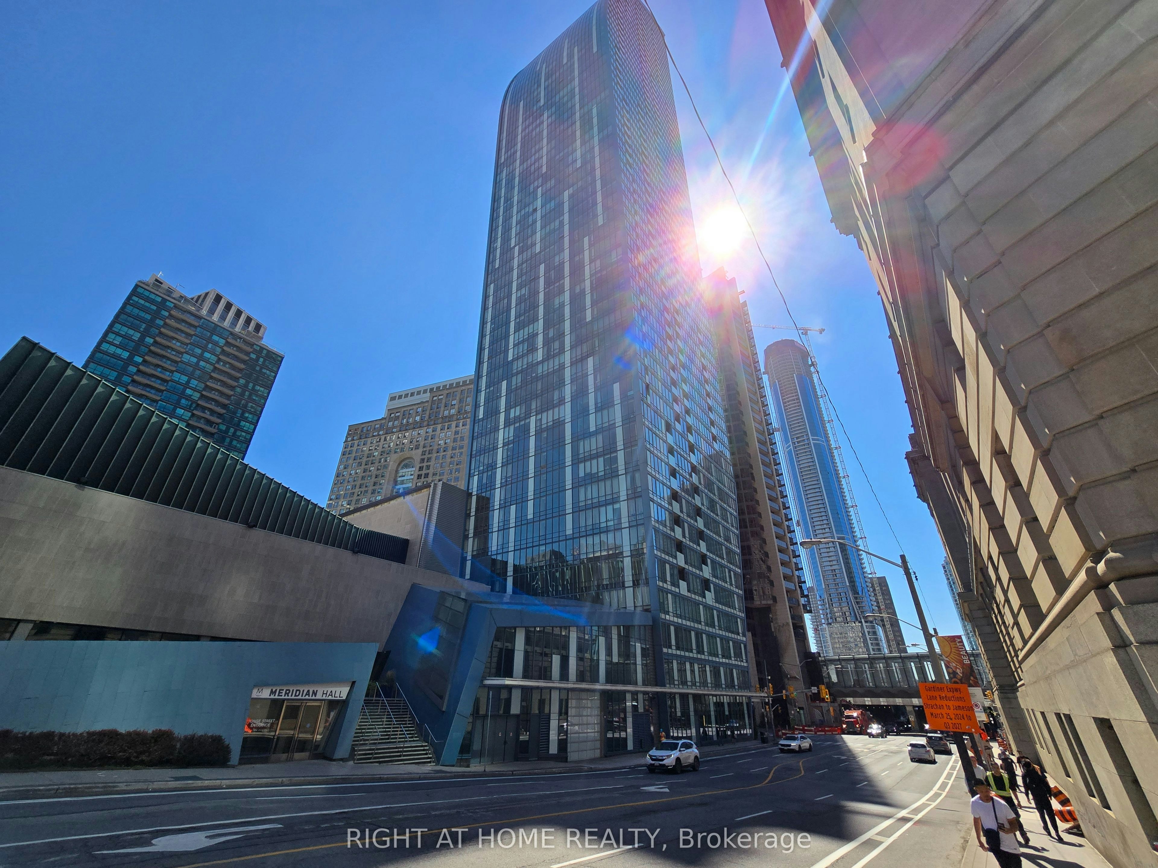 705-8 The Esplanade N/A, Toronto, ON, M5E 0A6 - 2