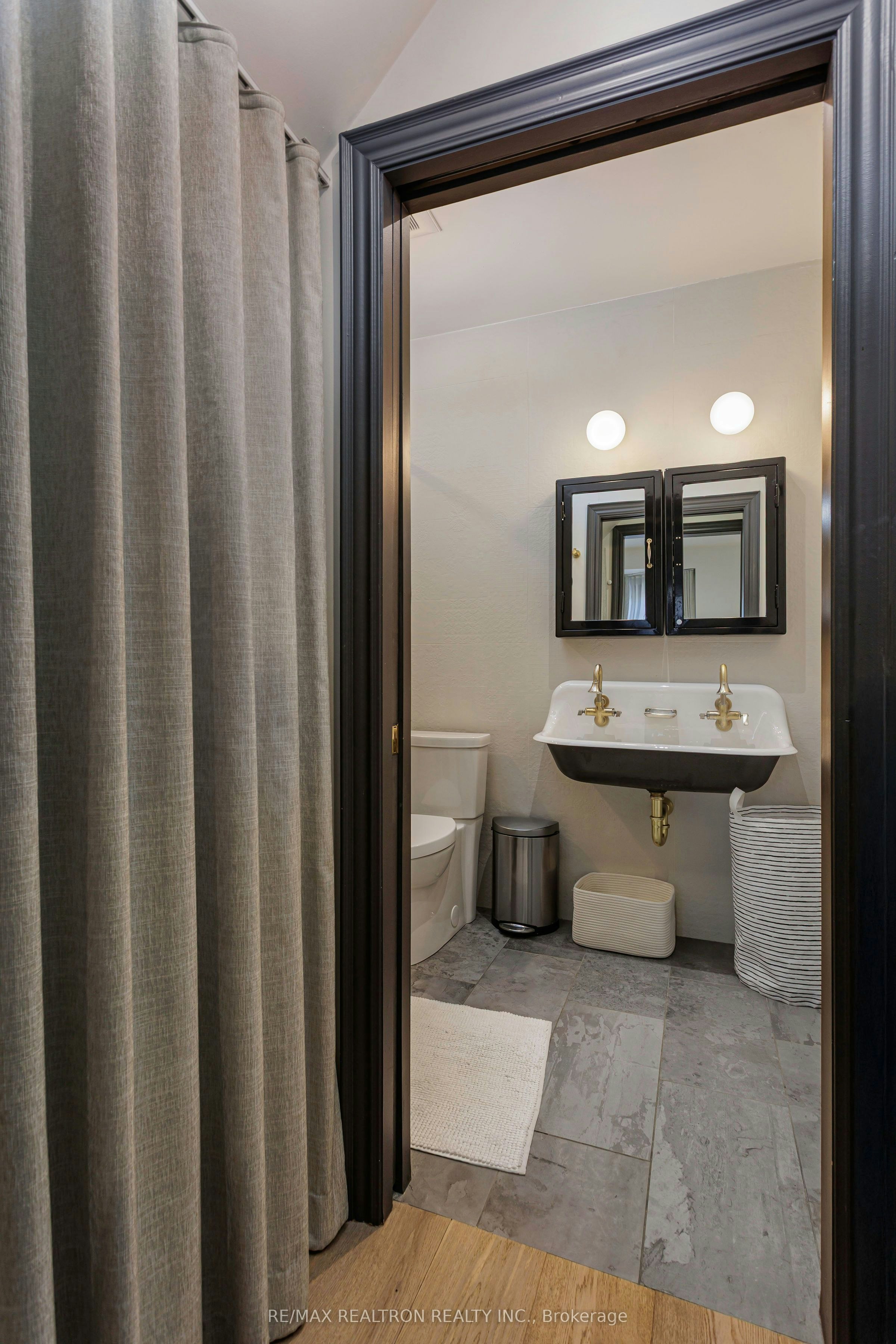 214 Grace Street, Toronto, ON, M6G 3A6 - 32