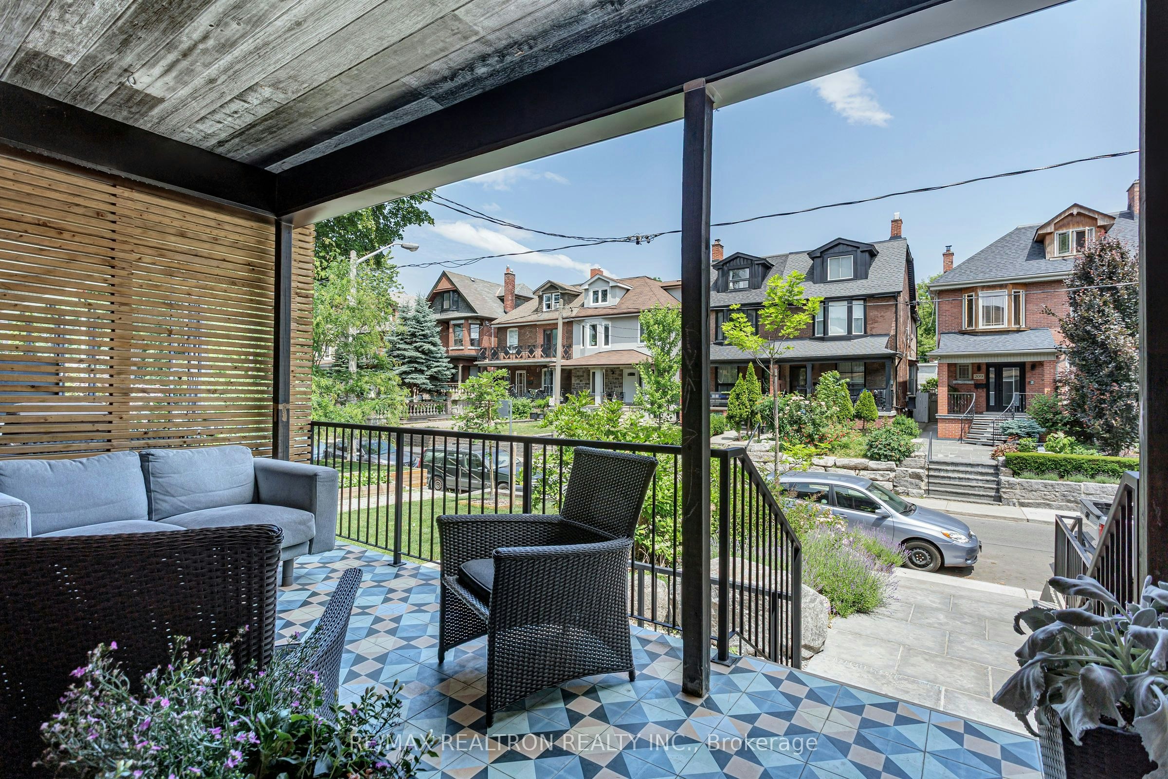 214 Grace Street, Toronto, ON, M6G 3A6 - 3