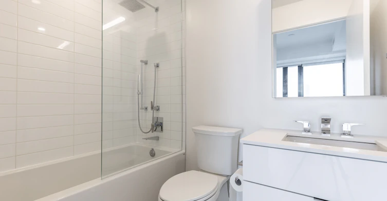 3608-20 Lombard Street, Toronto, ON, M5C 0A7 - 12
