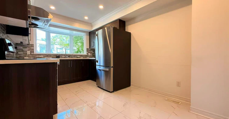 269 Finch Avenue E, Toronto, ON, M1C 2W2 - 8