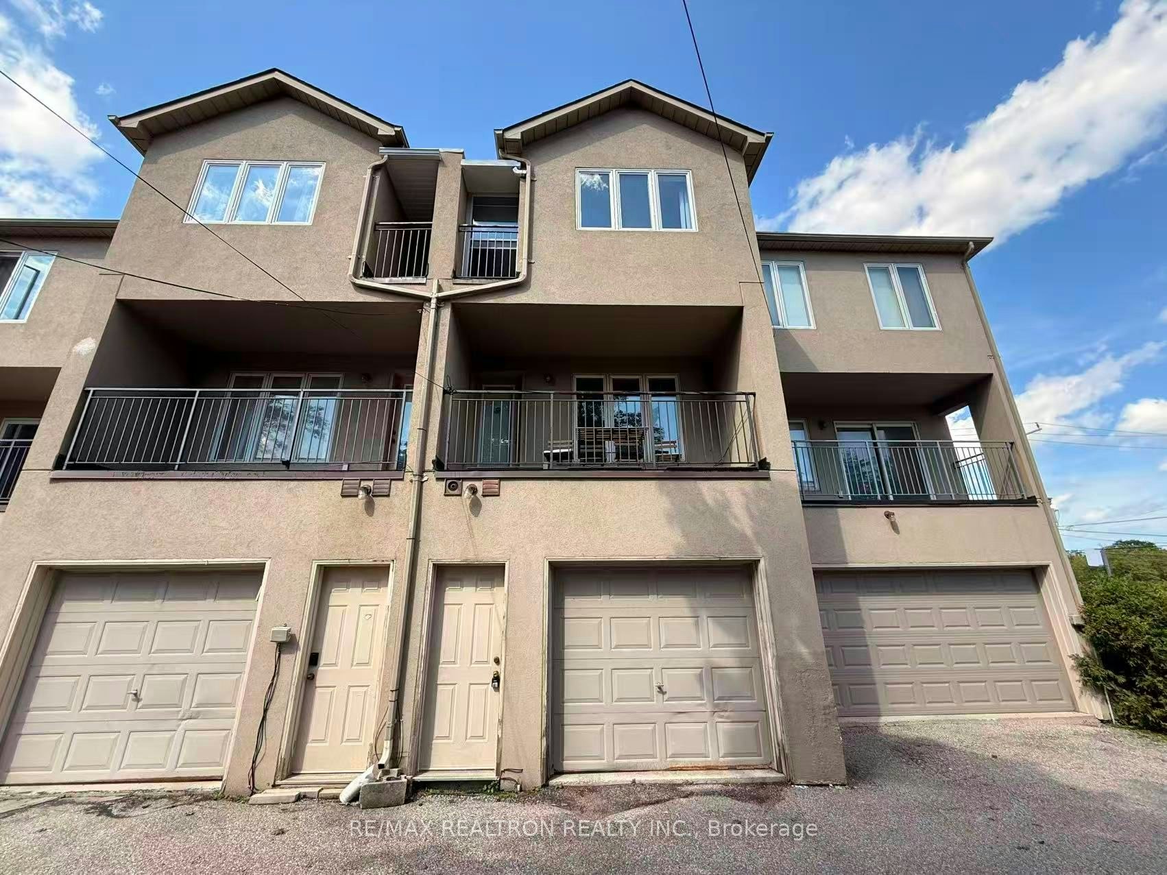 269 Finch Avenue E, Toronto, ON, M1C 2W2