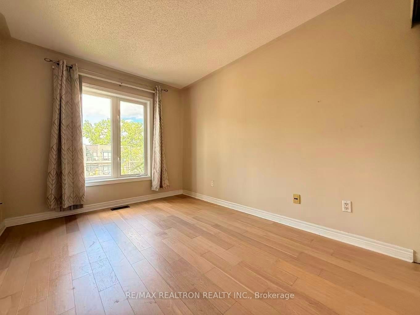 269 Finch Avenue E, Toronto, ON, M1C 2W2 - 19
