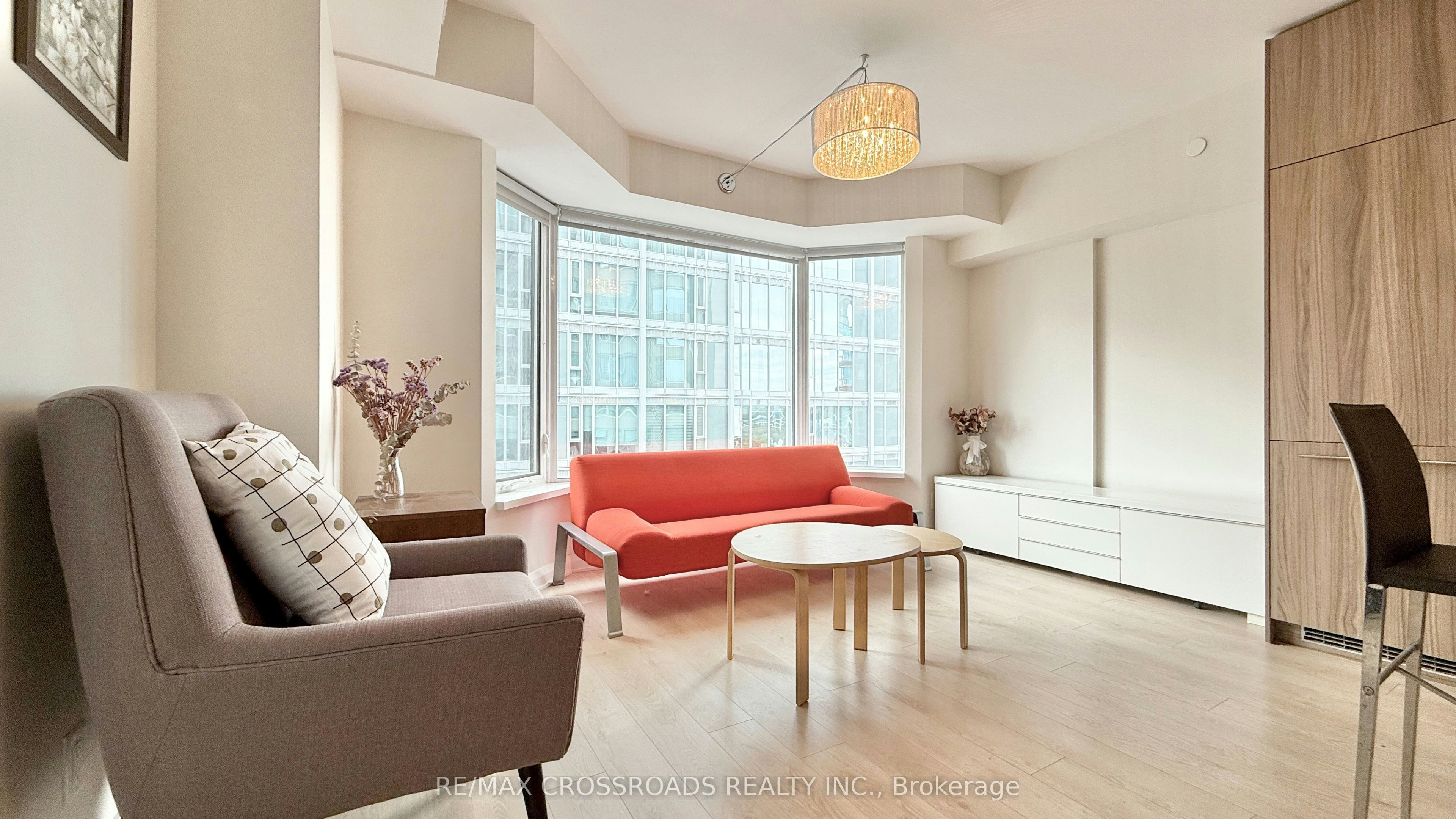 2108 (second bedroom)-155 Yorkville Avenue, Toronto, ON, M5R 0B4 - 5