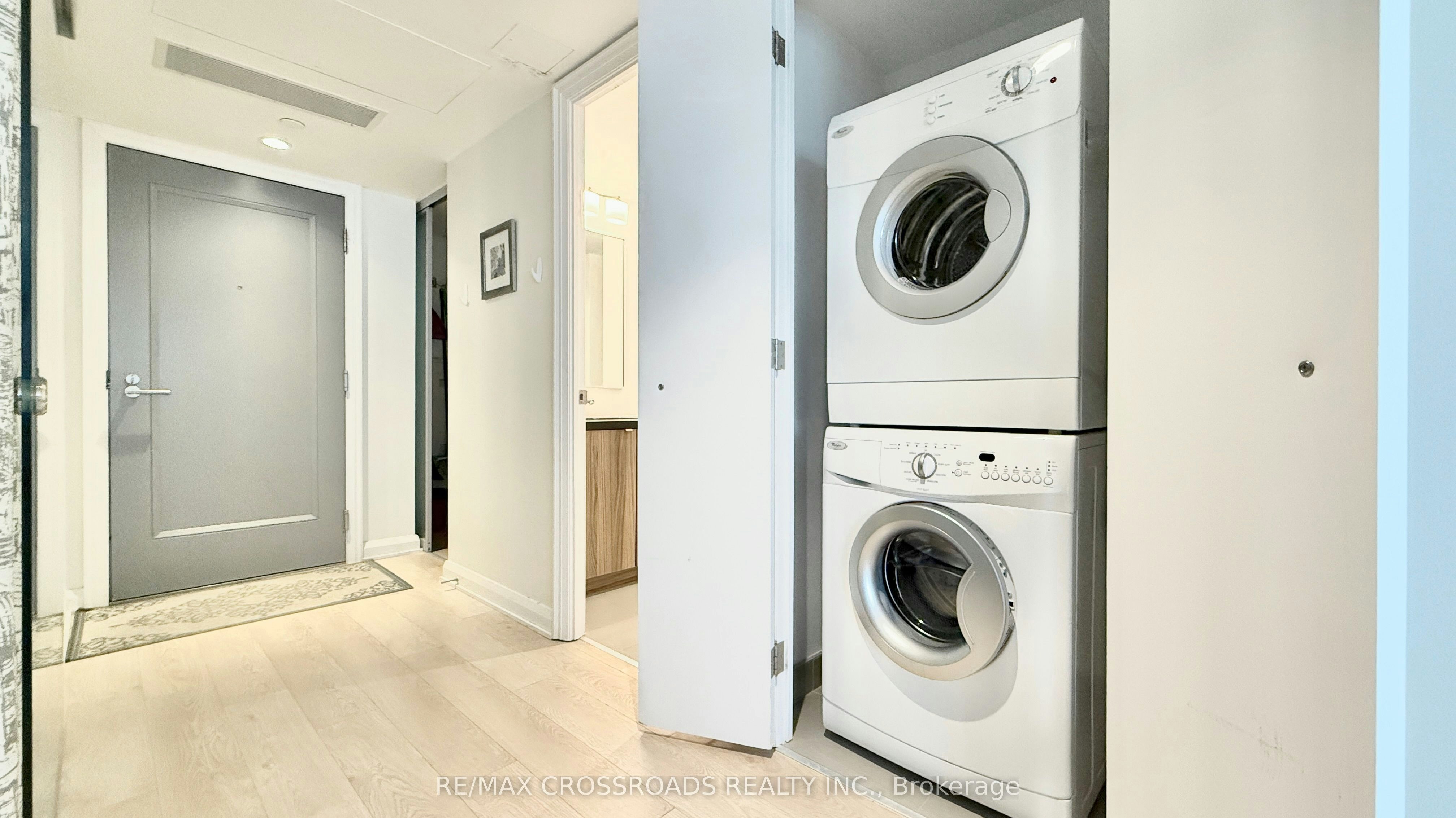 2108 (second bedroom)-155 Yorkville Avenue, Toronto, ON, M5R 0B4 - 3