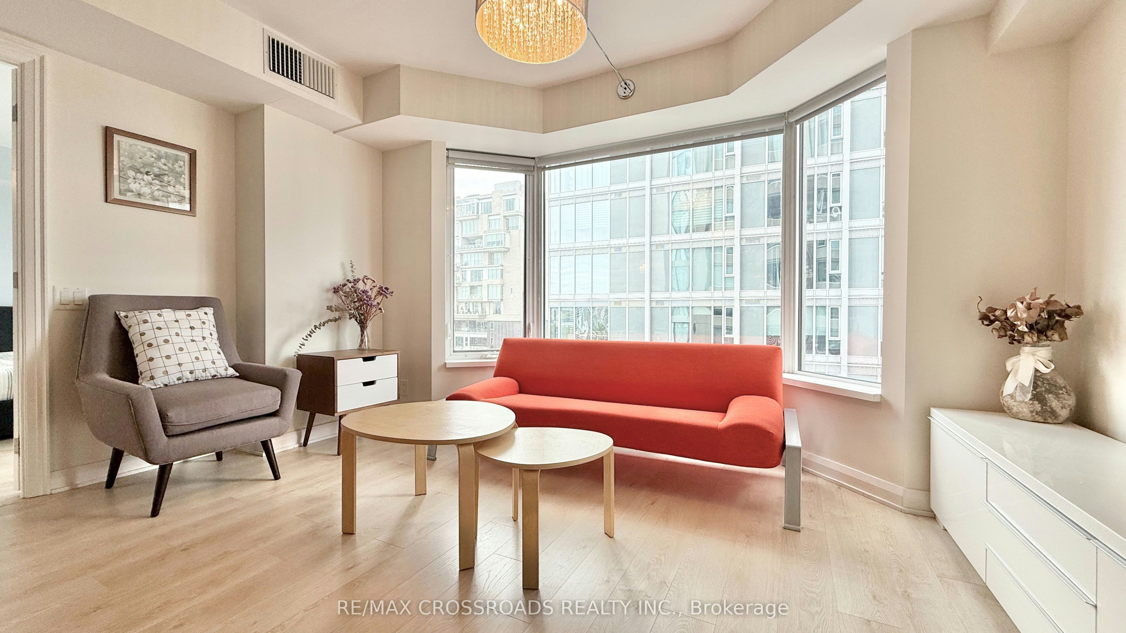 2108 (second bedroom)-155 Yorkville Avenue, Toronto, ON, M5R 0B4 - 6