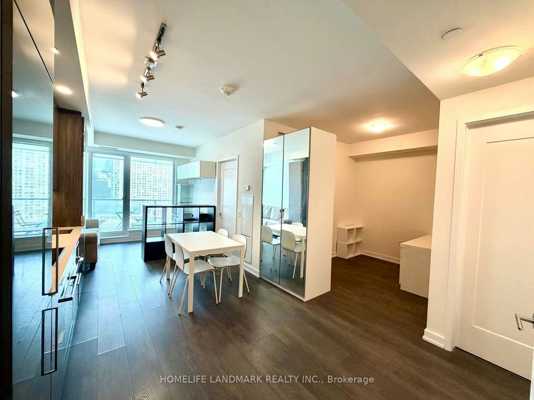 1205-28 Freeland Street, Toronto, ON, M5E 0E3 - 2