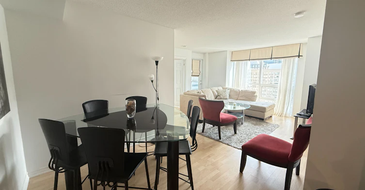 1402-761 Bay Street, Toronto, ON, M5G 2R2 - 5