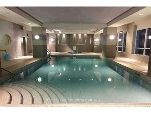 1402-761 Bay Street, Toronto, ON, M5G 2R2 - 21