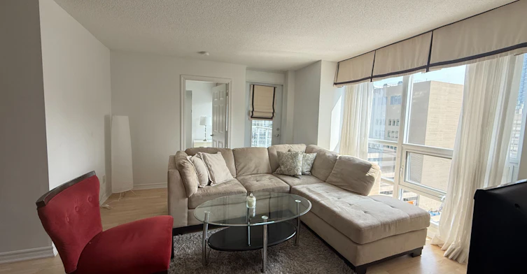 1402-761 Bay Street, Toronto, ON, M5G 2R2