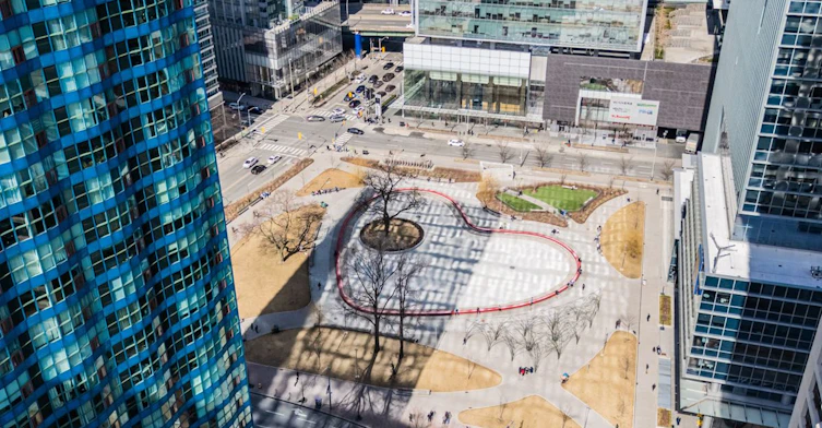 2204-65 Harbour Square, Toronto, ON, M5J 2L4 - 28