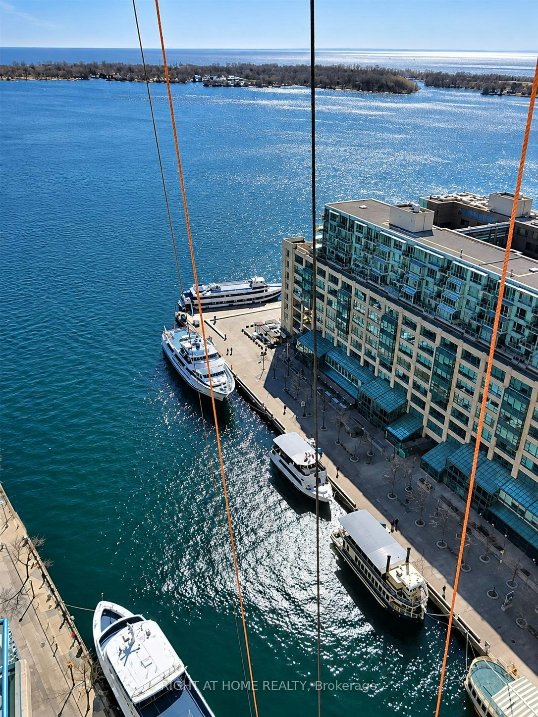 3110-77 Harbour Square, Toronto, ON, M5J 2S2 - 11
