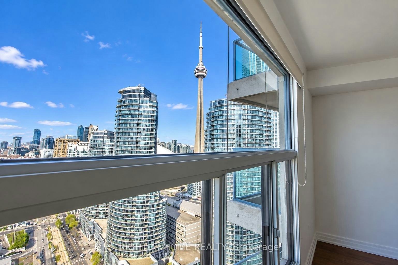 3110-77 Harbour Square, Toronto, ON, M5J 2S2 - 7