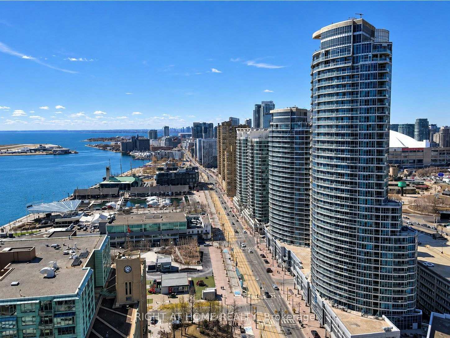 3110-77 Harbour Square, Toronto, ON, M5J 2S2 - 2