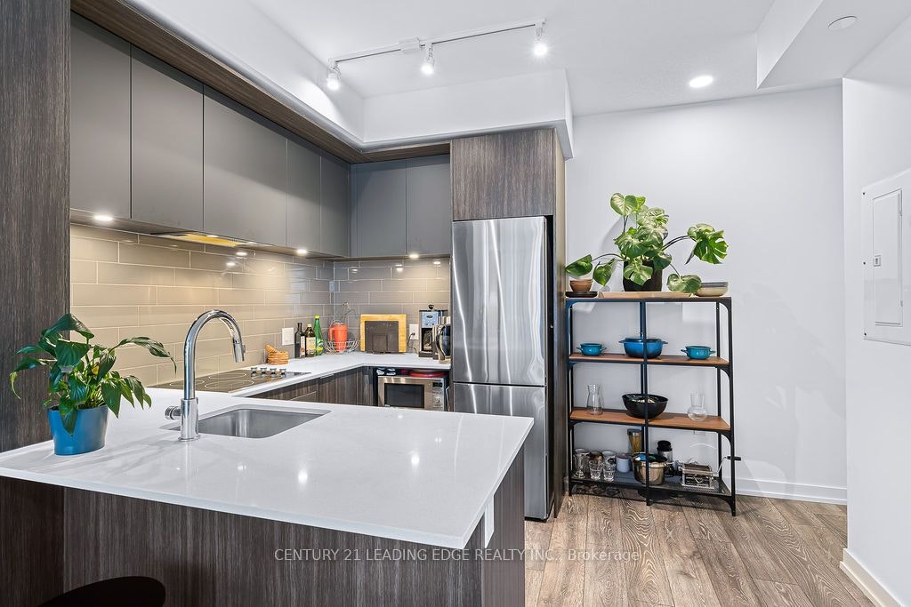 812W-225 Sumach Street, Toronto, ON, M5A 0P8 - 31